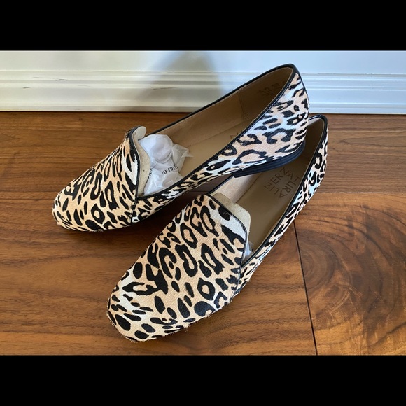 *SOLD* Emiline flats - Picture 2 of 10